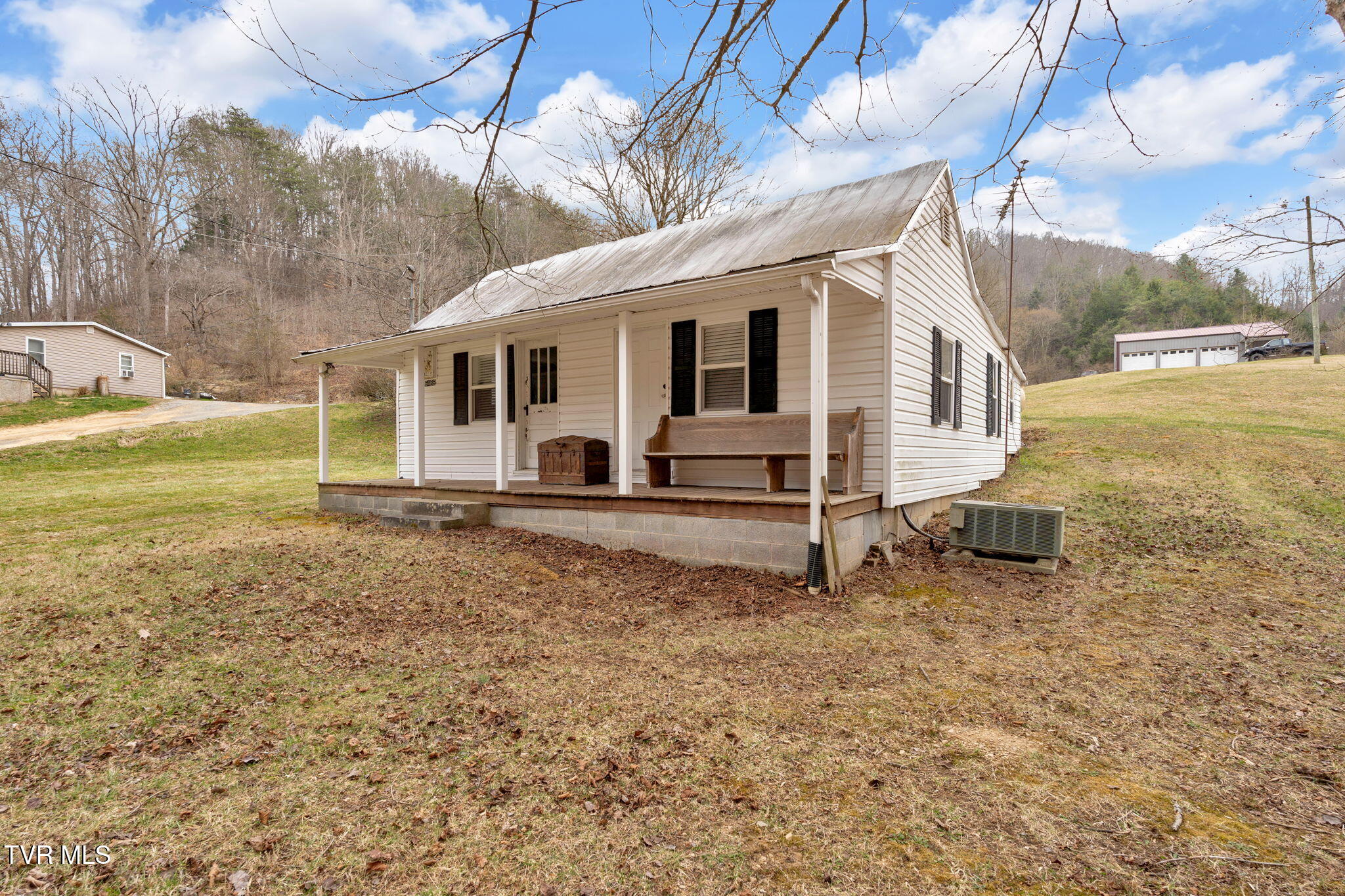 6486 Walnut Grove Road, Mendota, Virginia image 3
