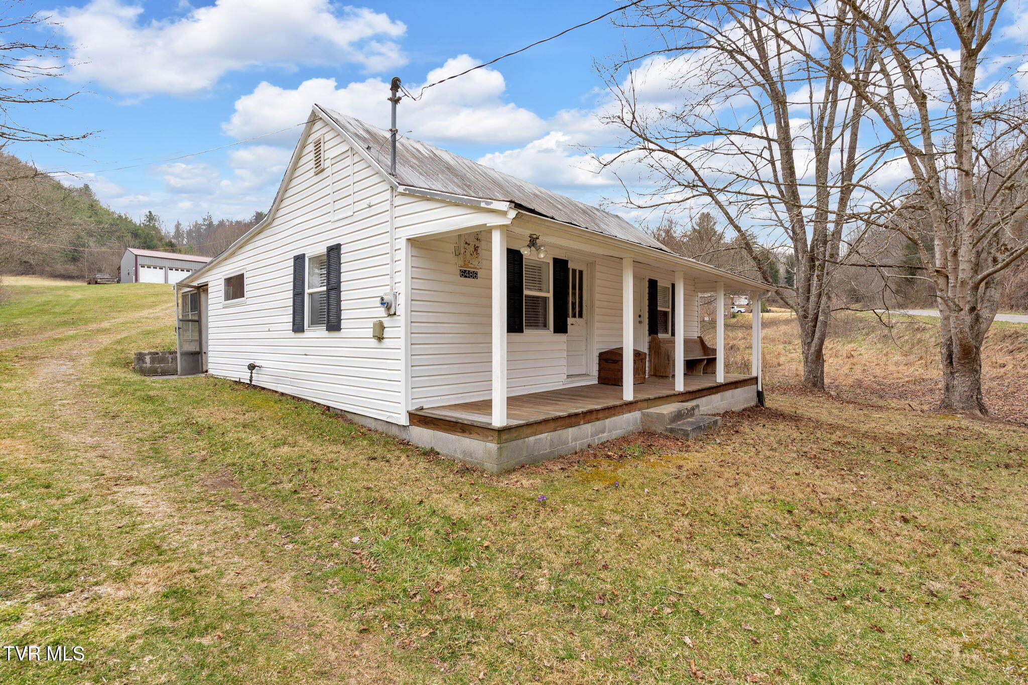 6486 Walnut Grove Road, Mendota, Virginia image 2