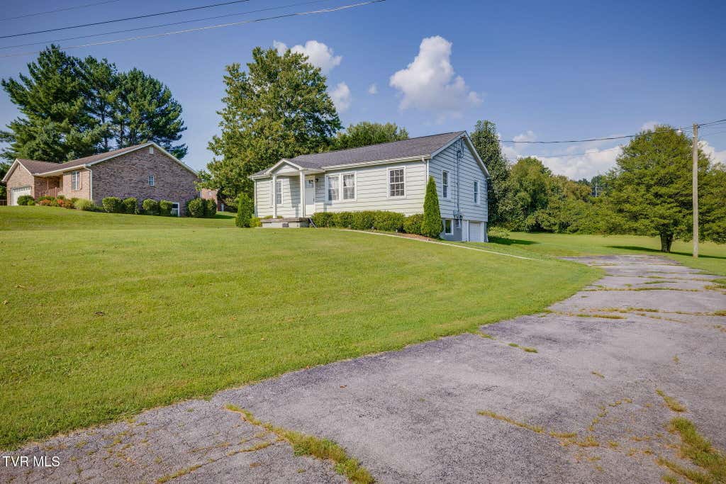 Photo of 315 Paddle Creek Road, Bristol, TN 37620 (MLS # 9999244)