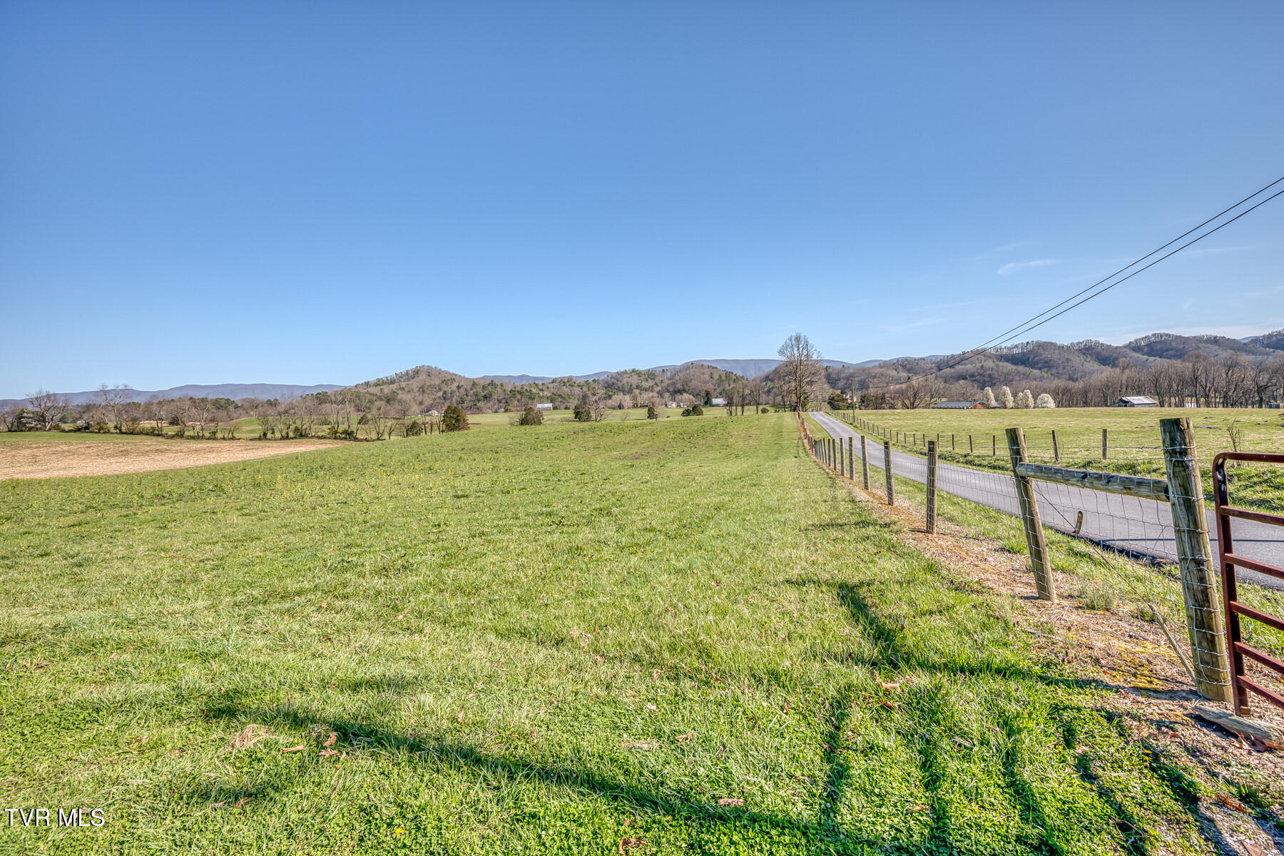 Tbd King Lane #LOT 2, Bristol, Tennessee image 3