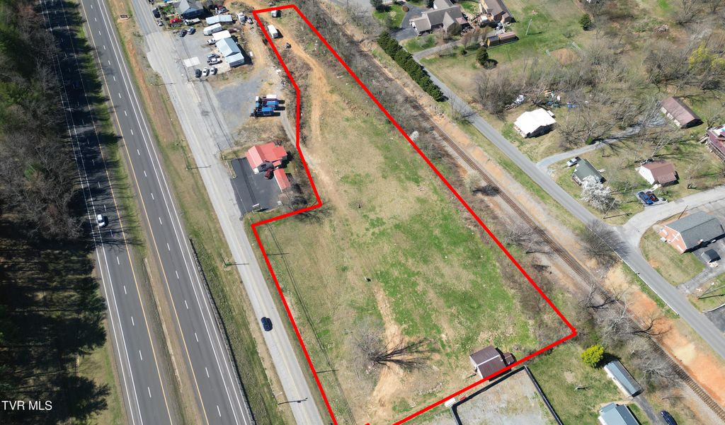 Photo of 556 Main Street, Mount Carmel, TN 37645 (MLS # 9992159)