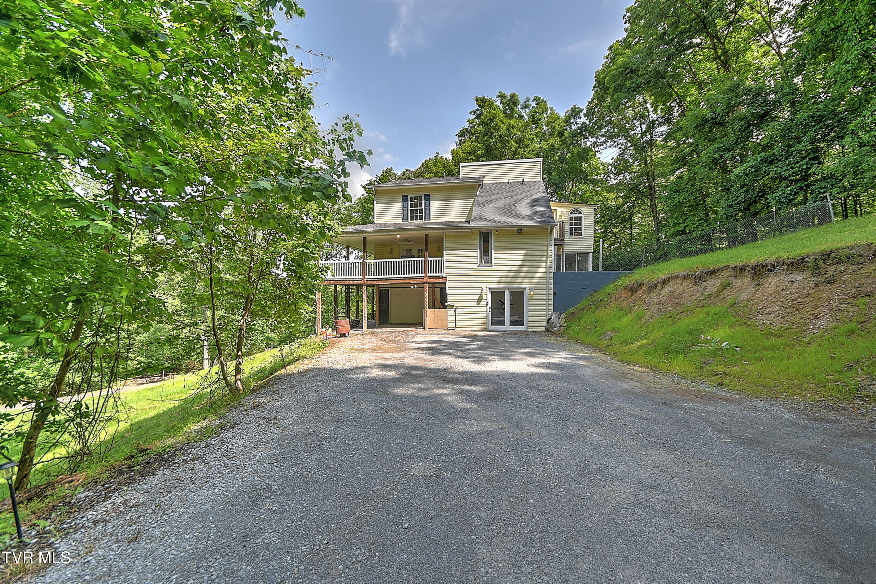 2830 Anderson Street Extension, Bristol, Tennessee image 5