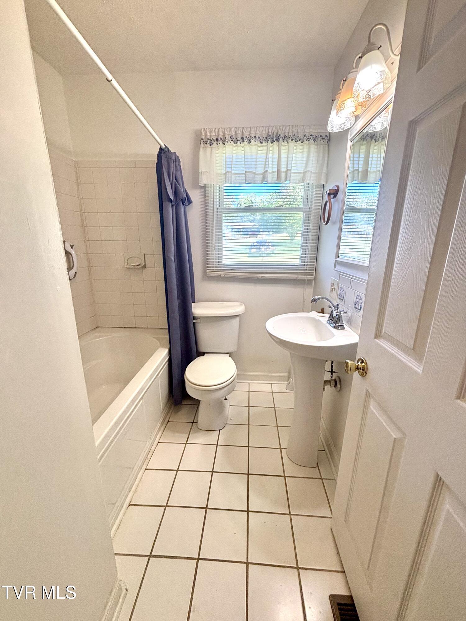 357 Martin Street, Jonesville, Virginia image 27
