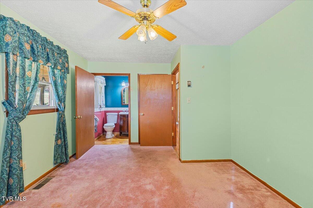 181 Milburn Drive, Bristol, Virginia image 14