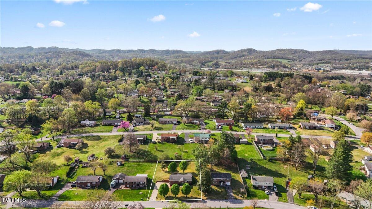 181 Milburn Drive, Bristol, Virginia image 24