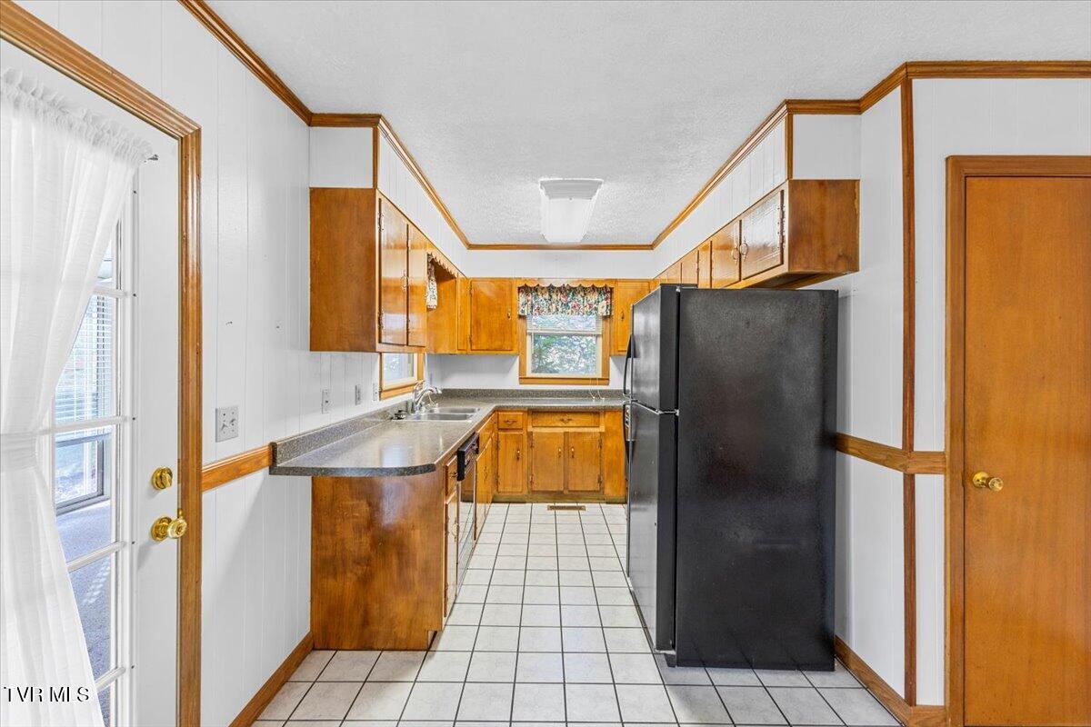 181 Milburn Drive, Bristol, Virginia image 10