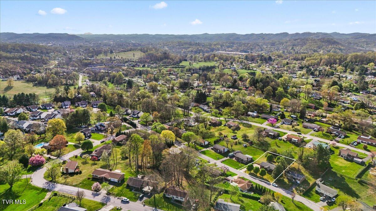 181 Milburn Drive, Bristol, Virginia image 25