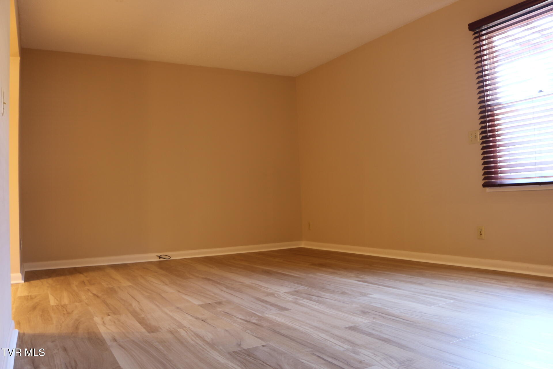 2121 Hickory Springs Road 2121