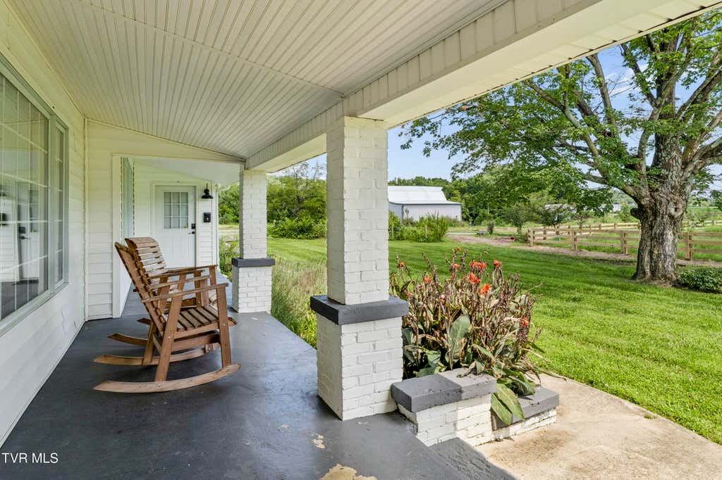 Photo of 143 Watauga Flats Road, Johnson City, TN 37601 (MLS # 9999136)