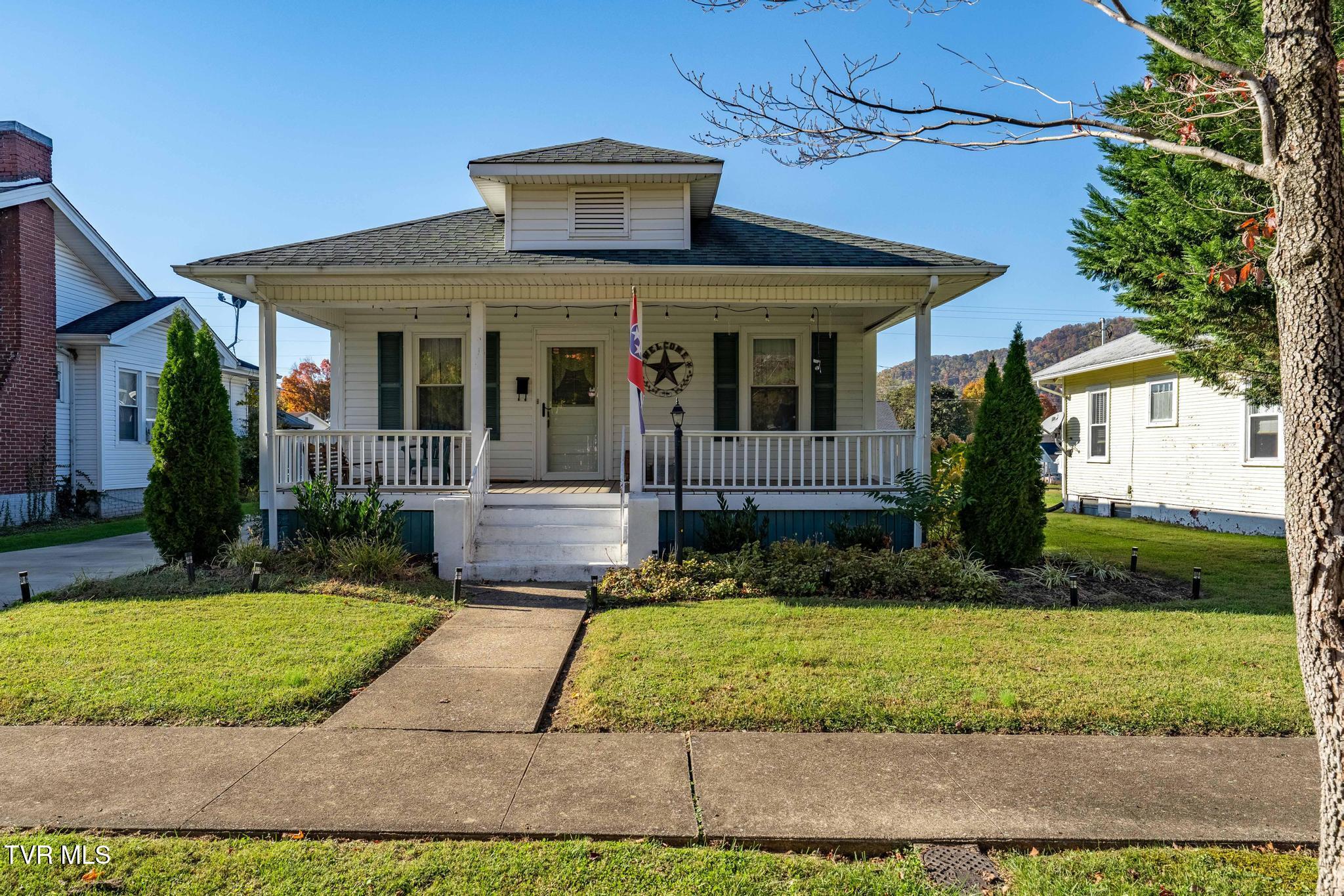 215 Clinchfield Avenue, Erwin, Tennessee image 2