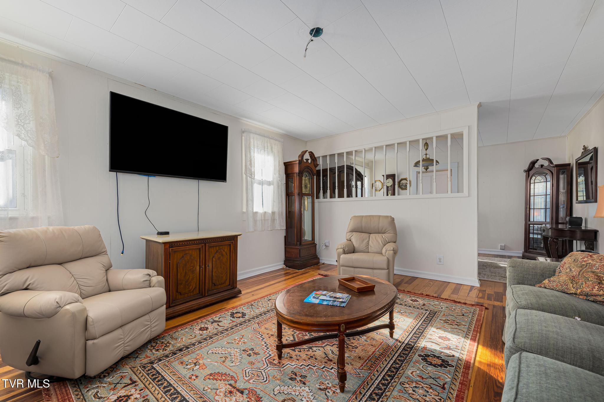 215 Clinchfield Avenue, Erwin, Tennessee image 25