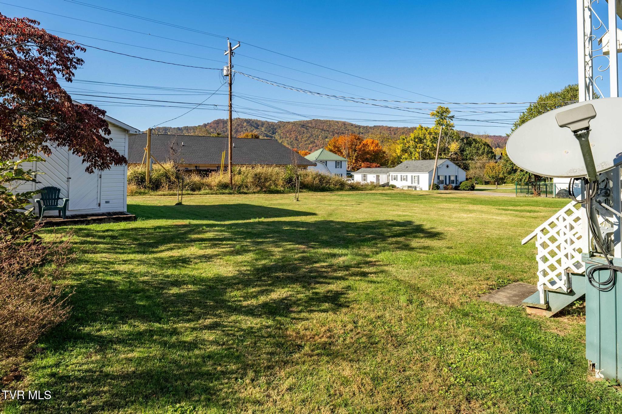 215 Clinchfield Avenue, Erwin, Tennessee image 13
