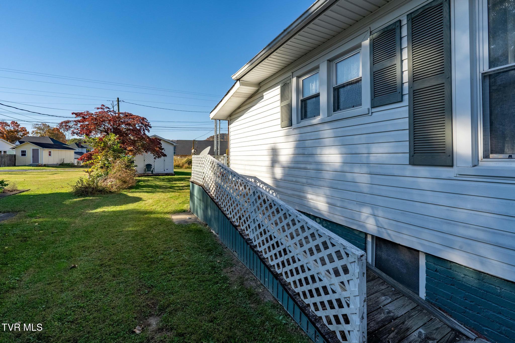 215 Clinchfield Avenue, Erwin, Tennessee image 11