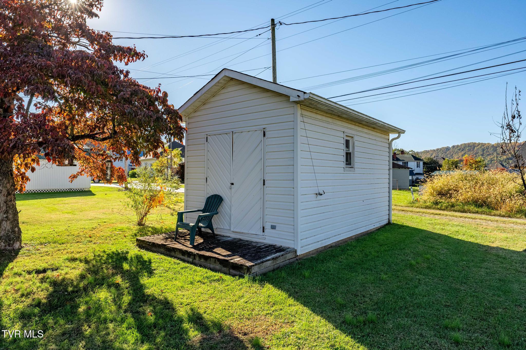 215 Clinchfield Avenue, Erwin, Tennessee image 20