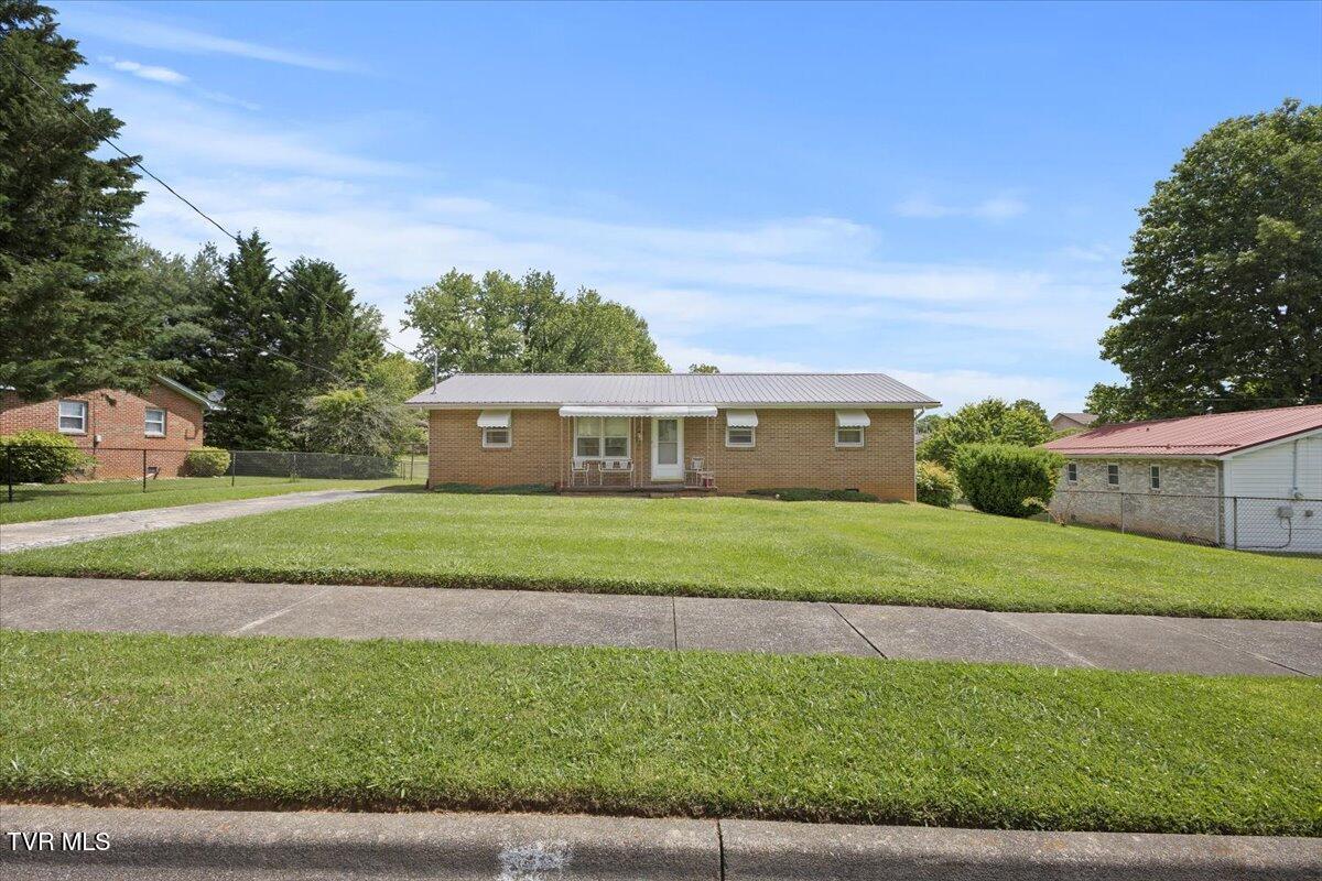 313 Peach Blossom Court, Johnson City, Tennessee image 5