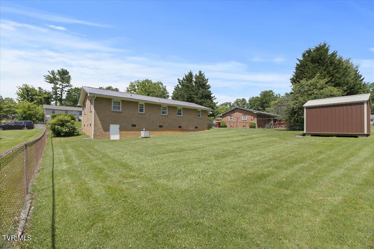 313 Peach Blossom Court, Johnson City, Tennessee image 9