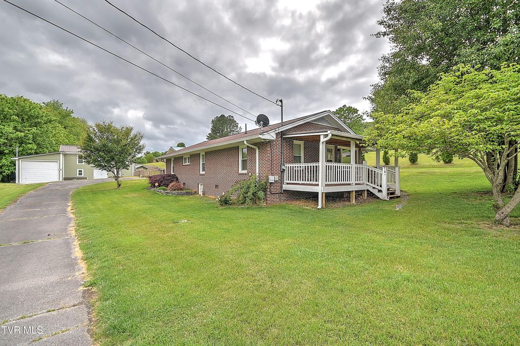 Photo of 257 Mockingbird Lane, Kingsport, TN 37663 (MLS # 9994617)