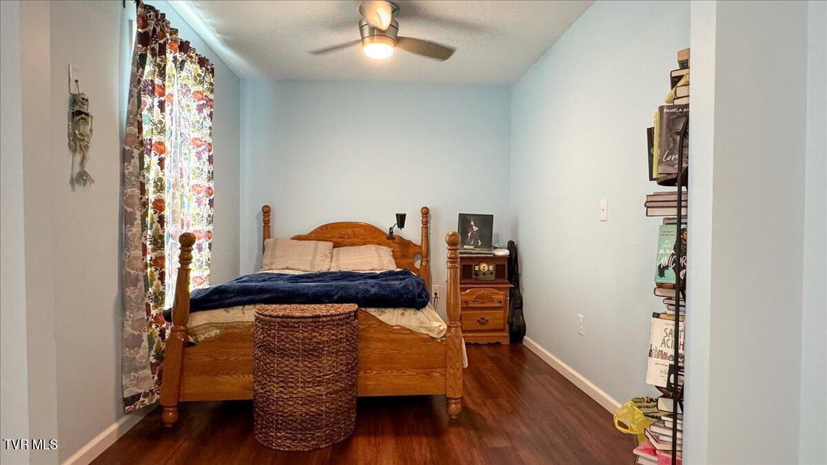 312 Kaywood Avenue, Mount Carmel, Tennessee image 32
