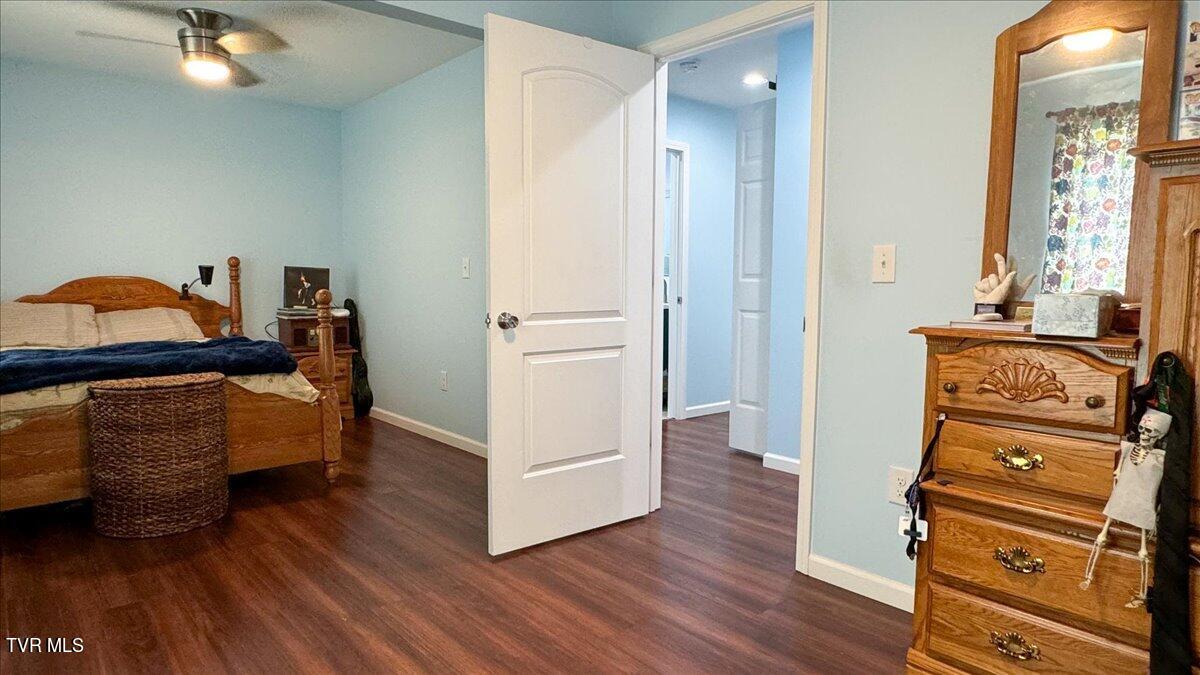 312 Kaywood Avenue, Mount Carmel, Tennessee image 30