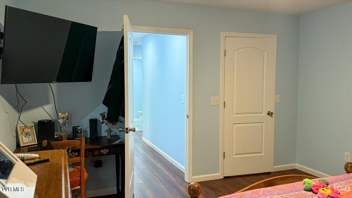 312 Kaywood Avenue, Mount Carmel, Tennessee image 36