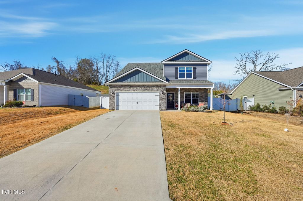 Photo of 5402 Wildlife Circle, Piney Flats, TN 37686 (MLS # 9988431)