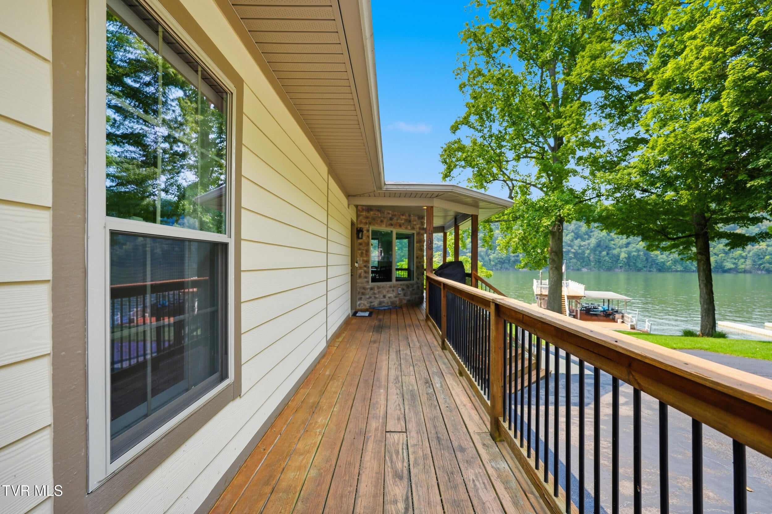 788 Lake Point Drive