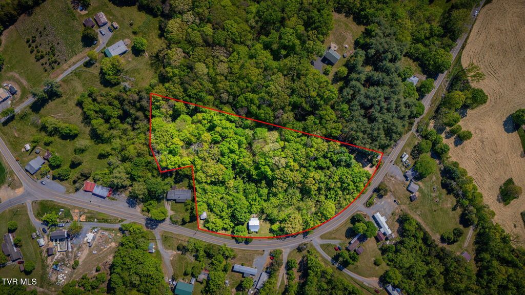 Photo of 1940 Allison Road, Piney Flats, TN 37686 (MLS # 9994449)