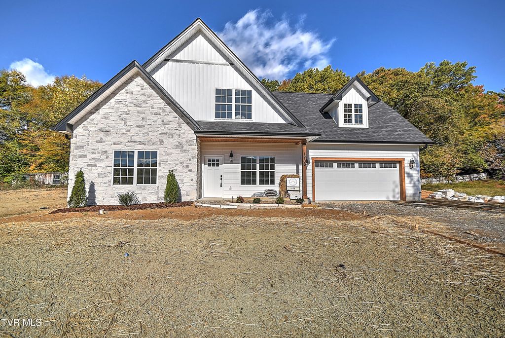 Photo of 1906 Cherokee Road, Johnson City, TN 37604 (MLS # 9987446)