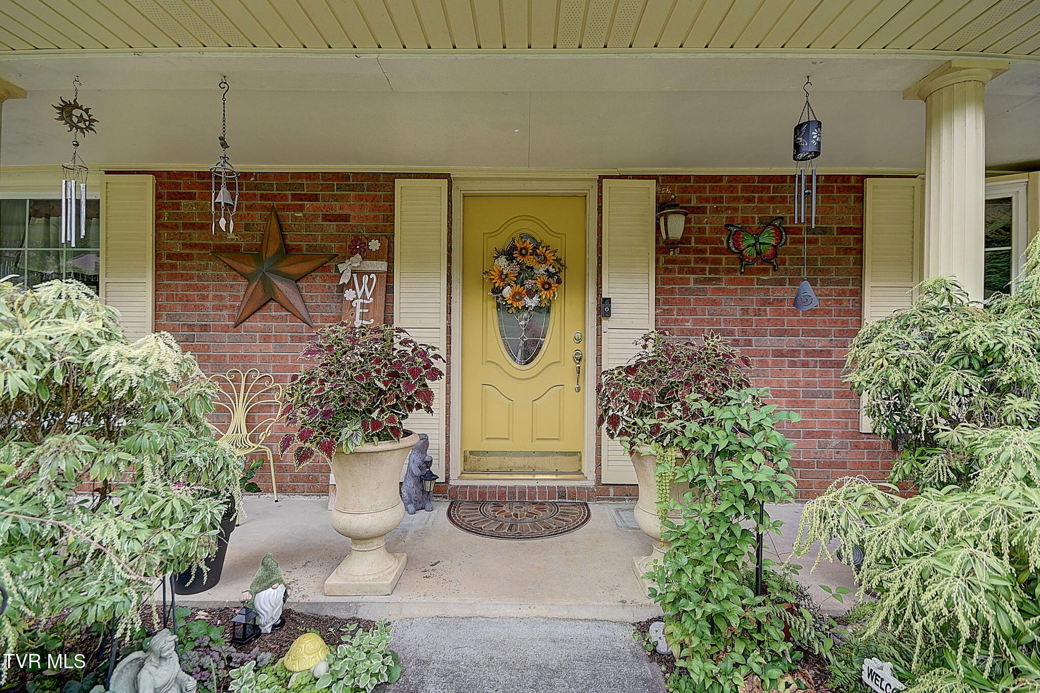 3900 Thornton Drive