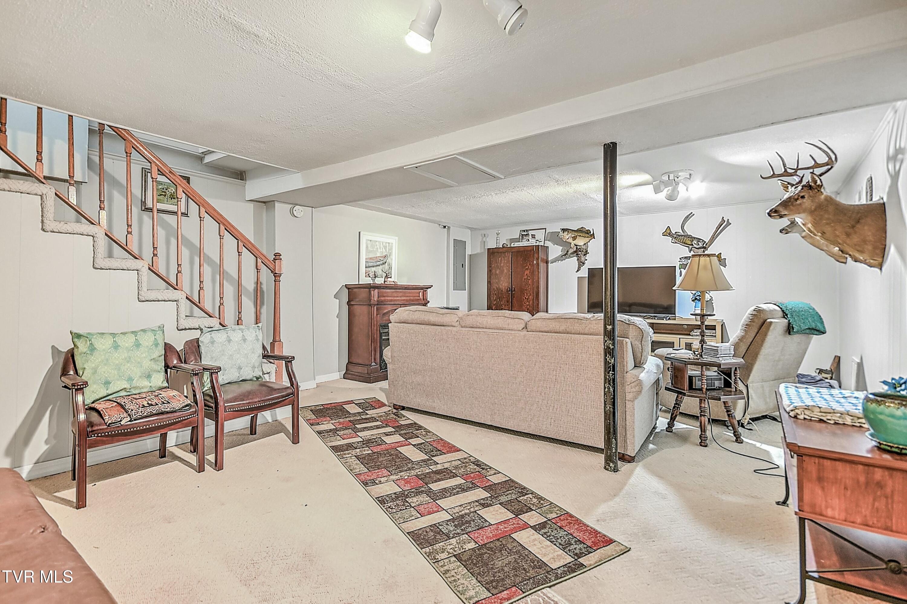 524 Navaho Trail, Bristol, Virginia image 31