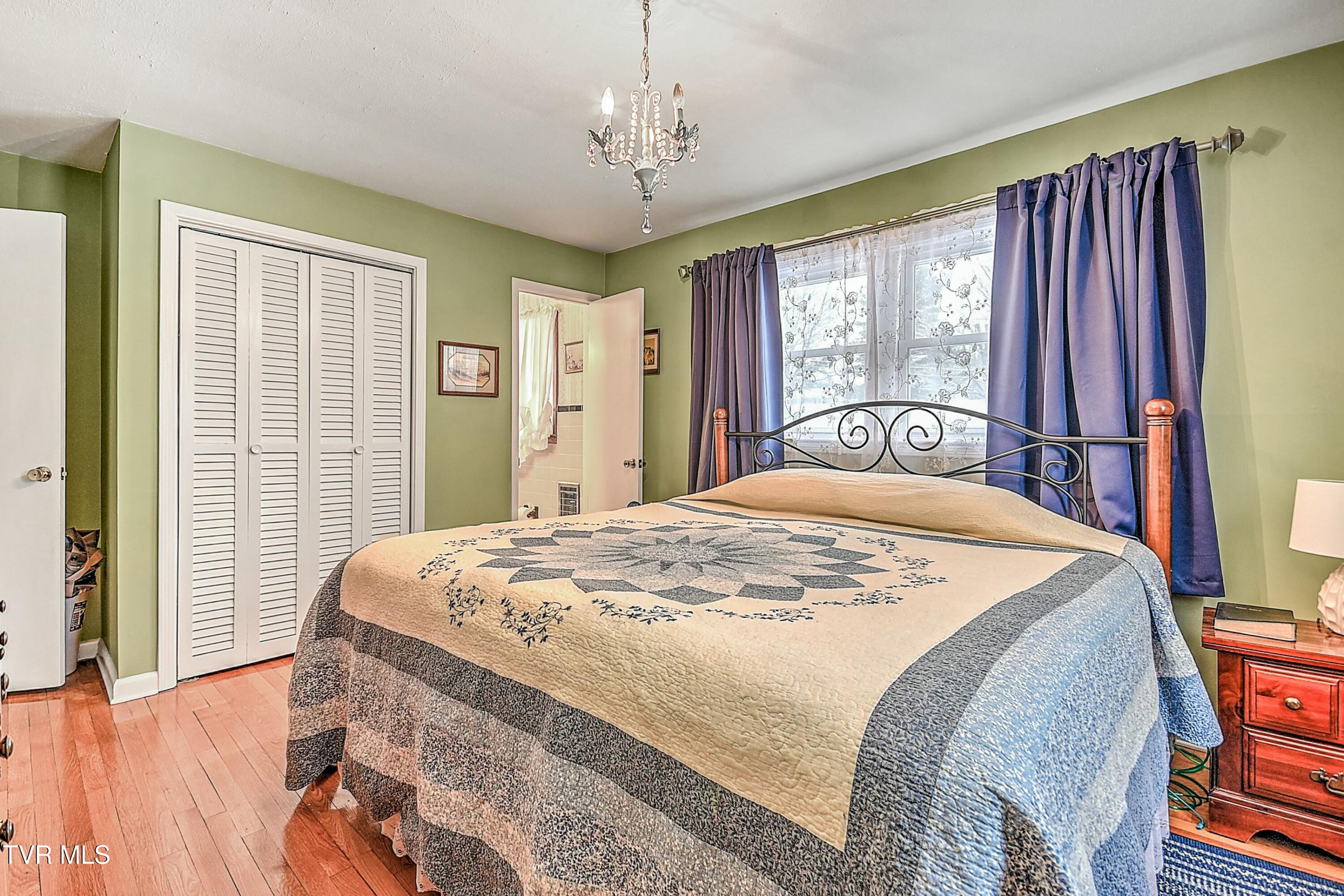 524 Navaho Trail, Bristol, Virginia image 19