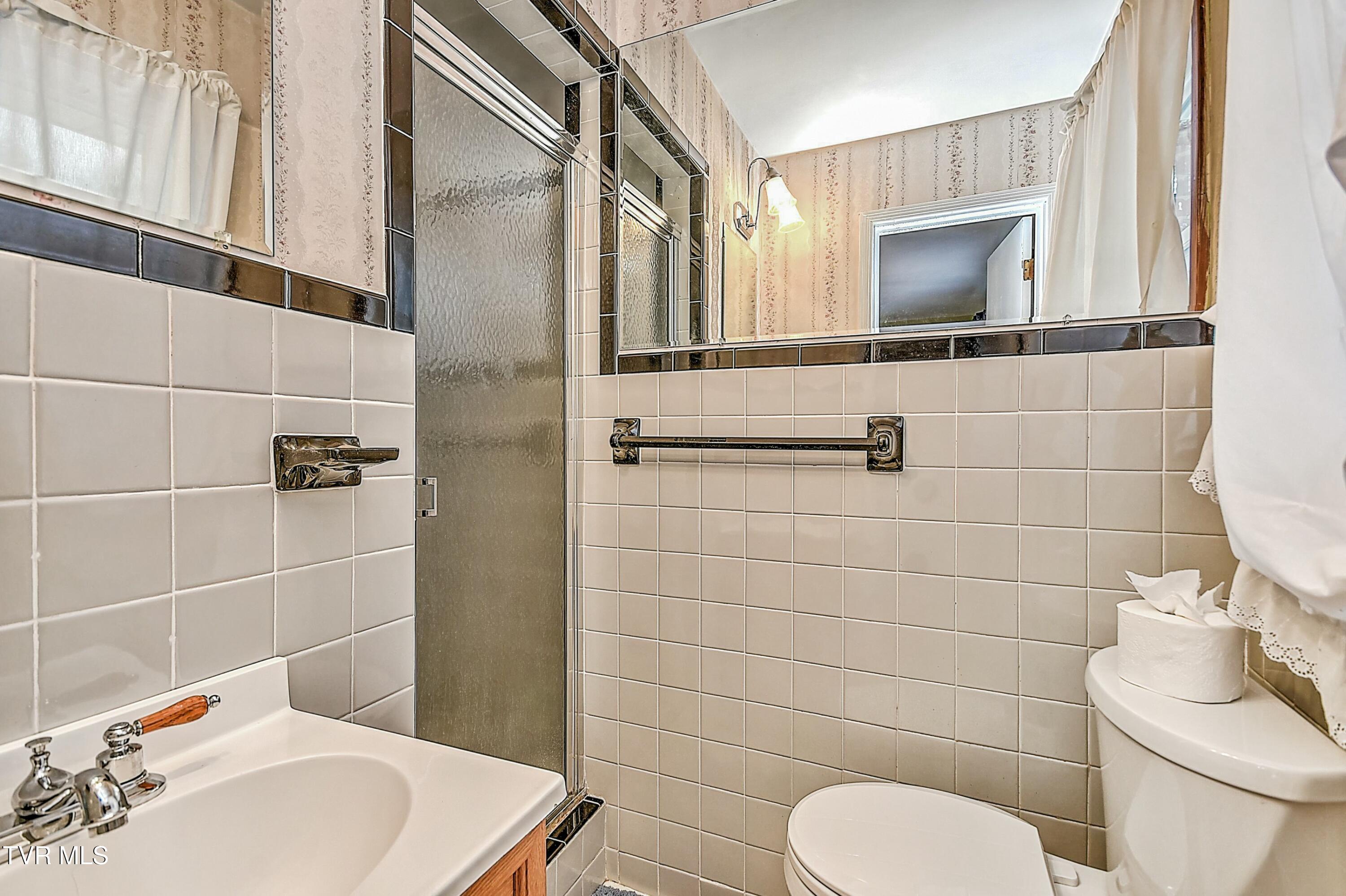 524 Navaho Trail, Bristol, Virginia image 21