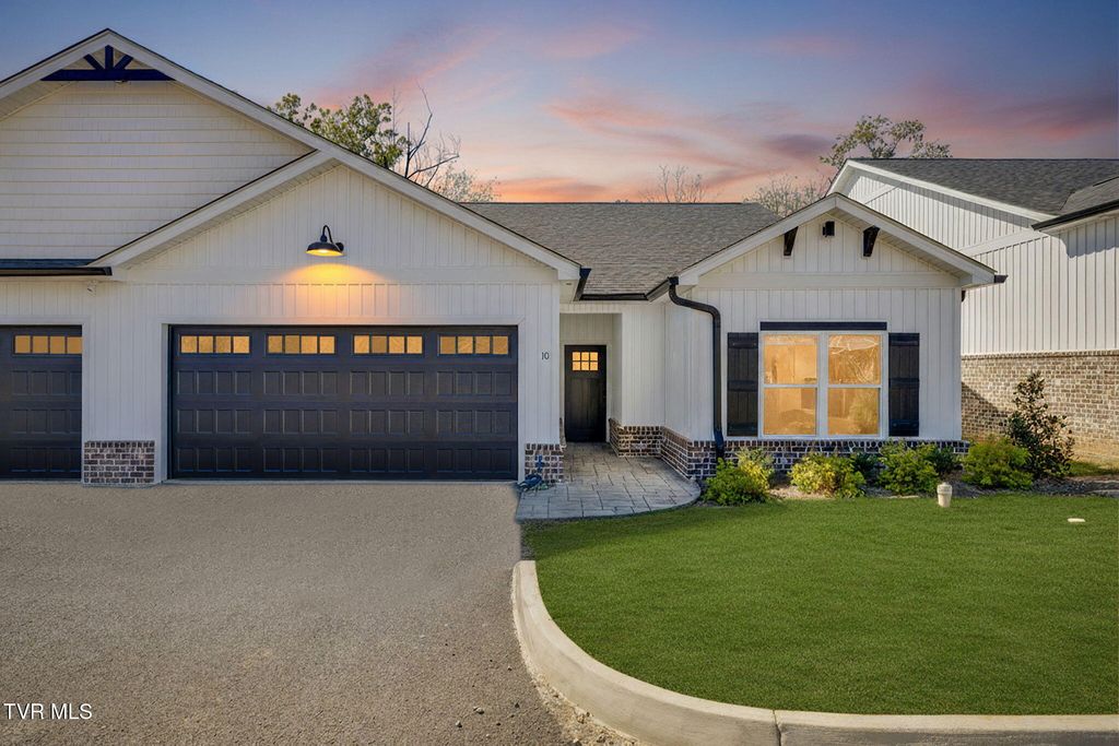 Photo of 106 Klm Drive #10, Johnson City, TN 37615 (MLS # 9986765)