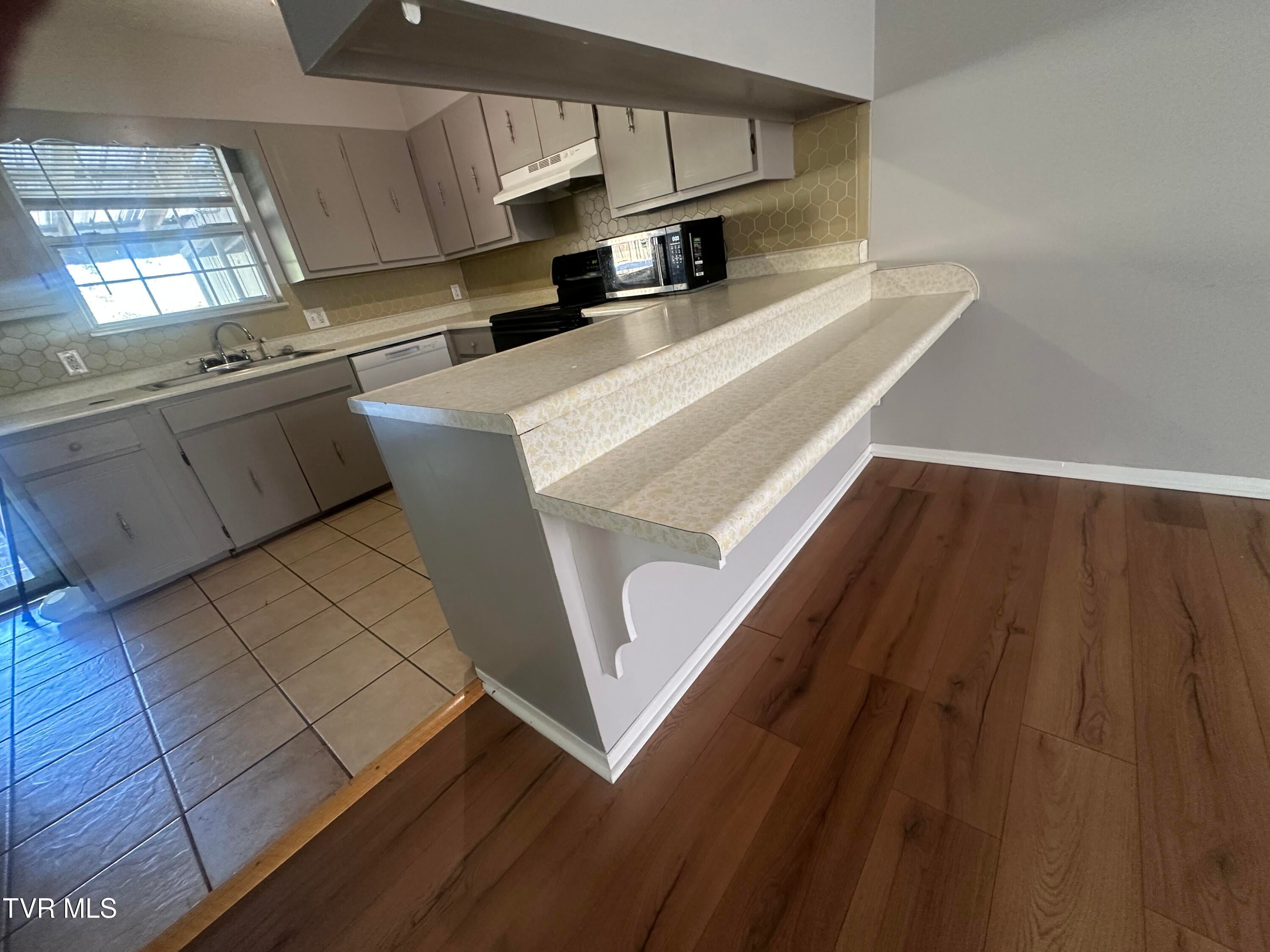 140 Kathy Avenue 2
