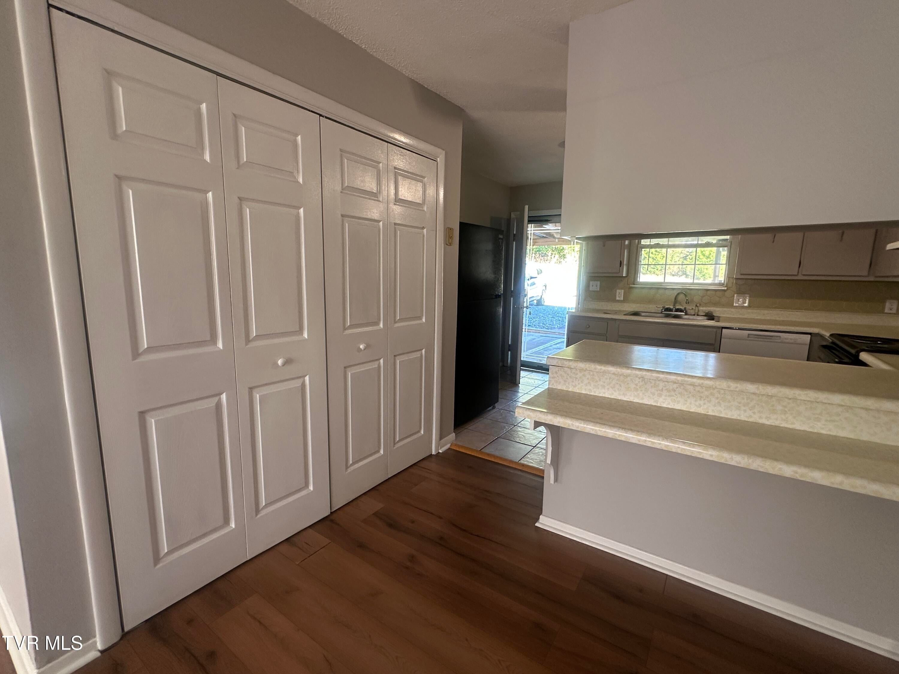 140 Kathy Avenue 2