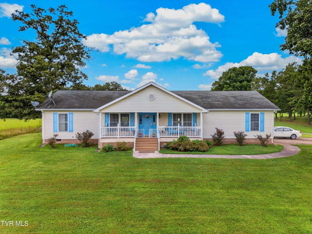 Photo of 1601 Northern Ridge RD, Bybee, TN 37713 (MLS # 9999004)