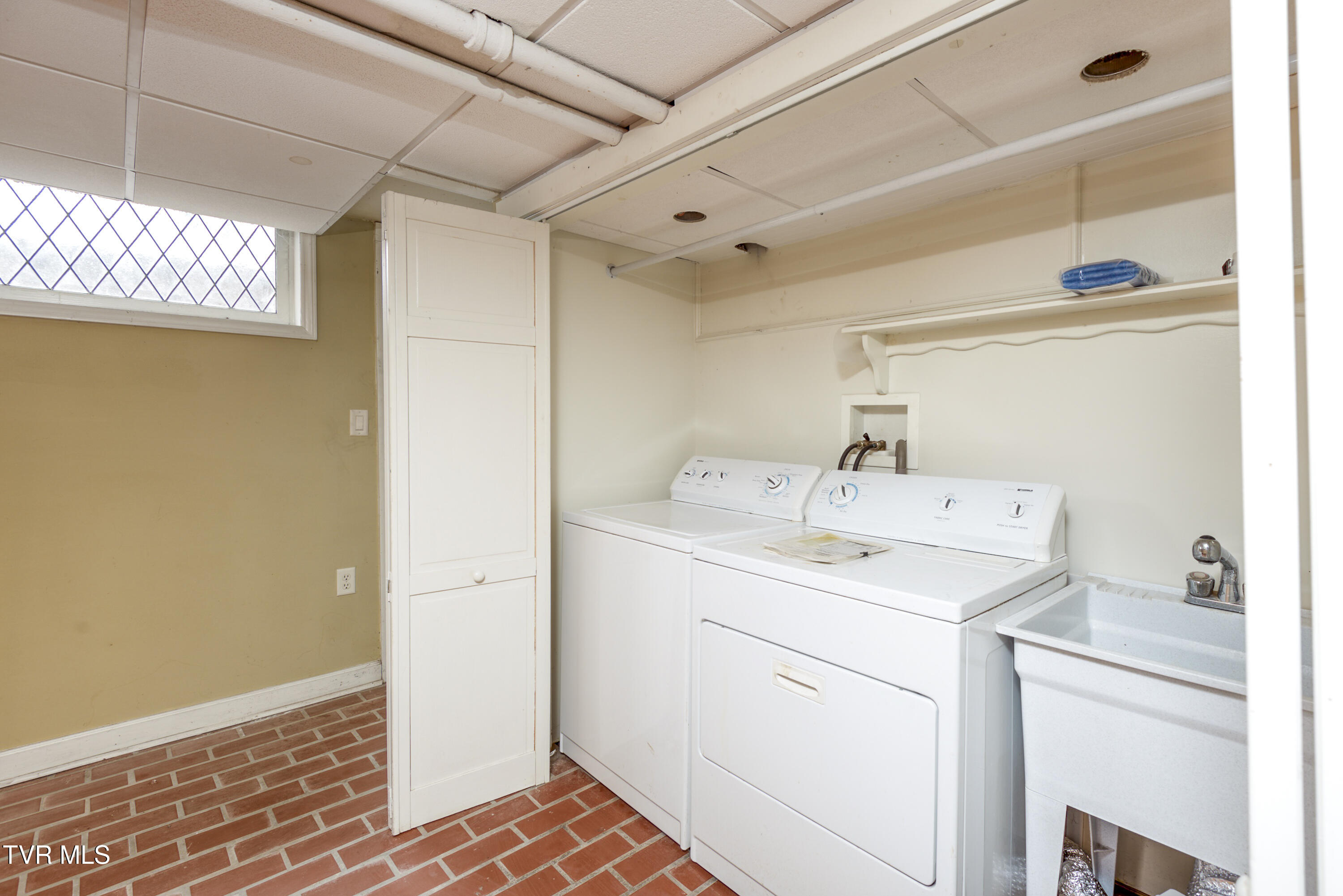 346 North Street, Marion, Virginia image 22