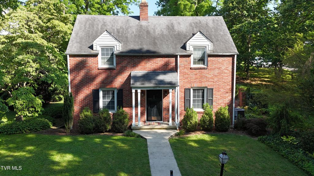 Photo of 346 North Street, Marion, VA 24354 (MLS # 9976018)