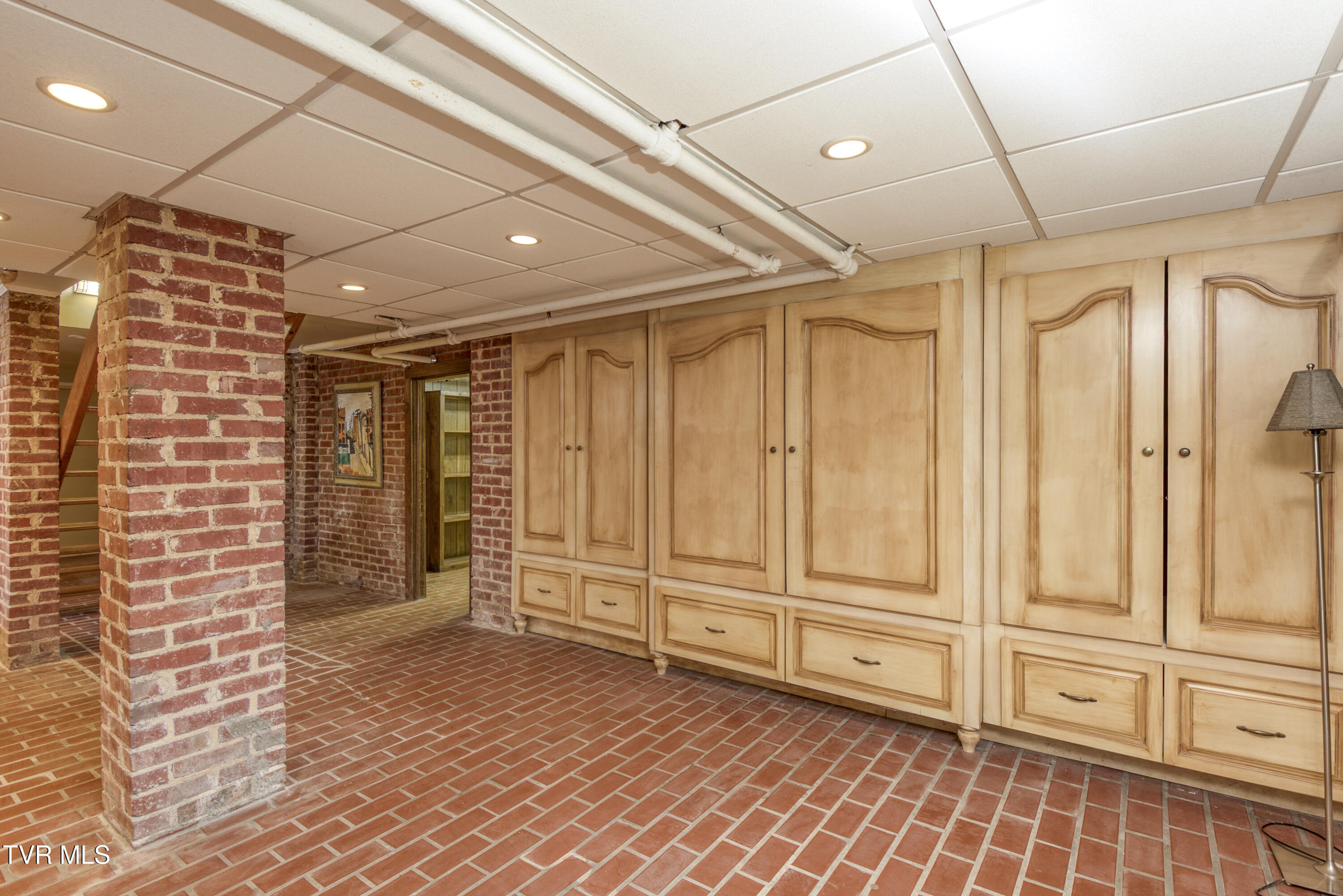 346 North Street, Marion, Virginia image 28