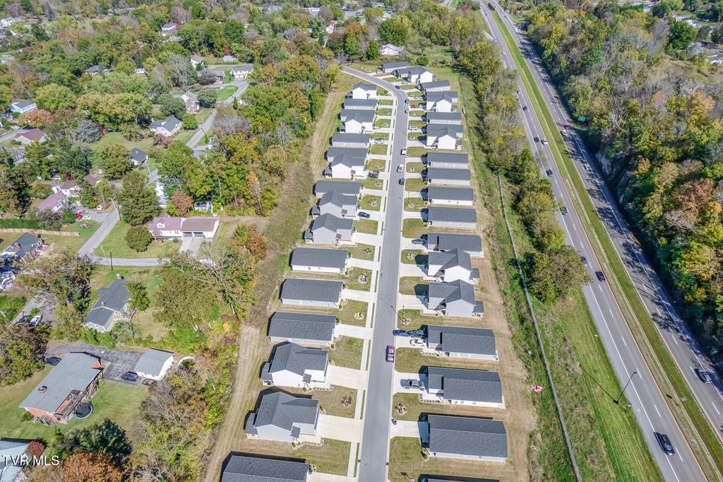 Photo of 34043585 Frylee Court, Kingsport, TN 37664 (MLS # 9987881)