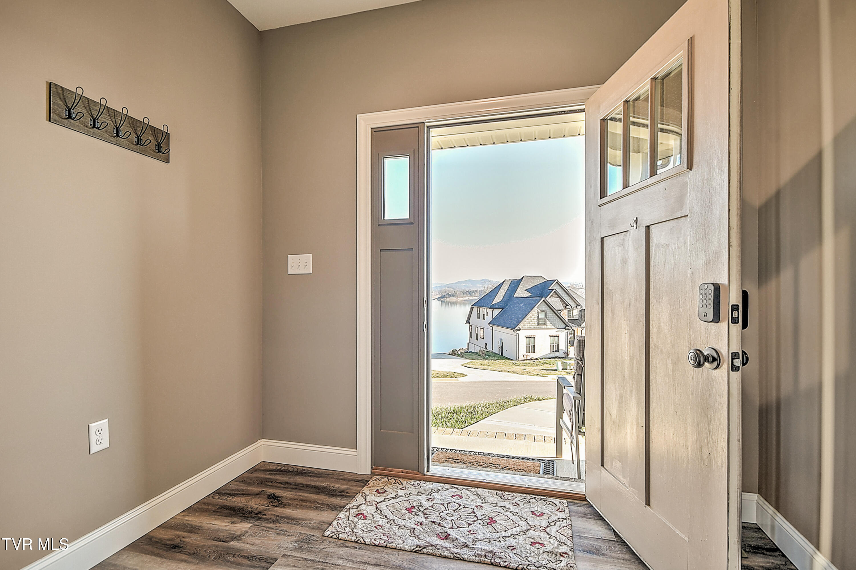 2593 Shoreline Vista, Morristown, Tennessee image 4