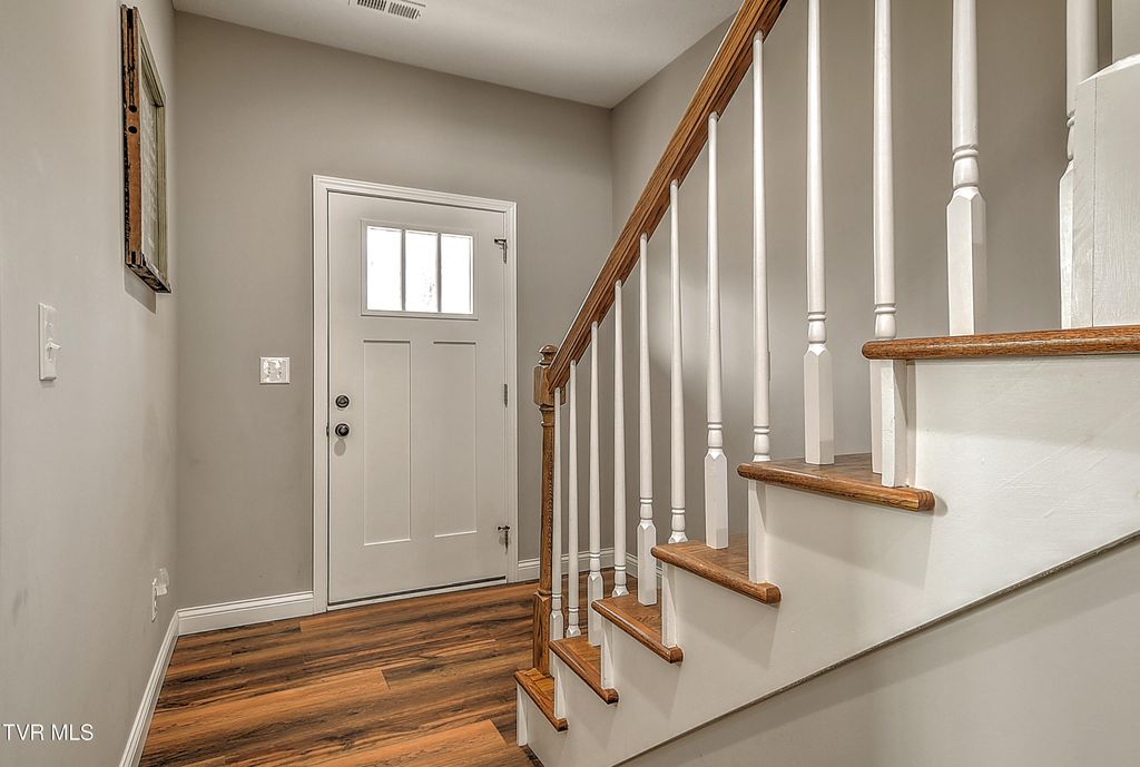 Photo of 1975 Erwin Highway, Greeneville, TN 37745 (MLS # 9991263)