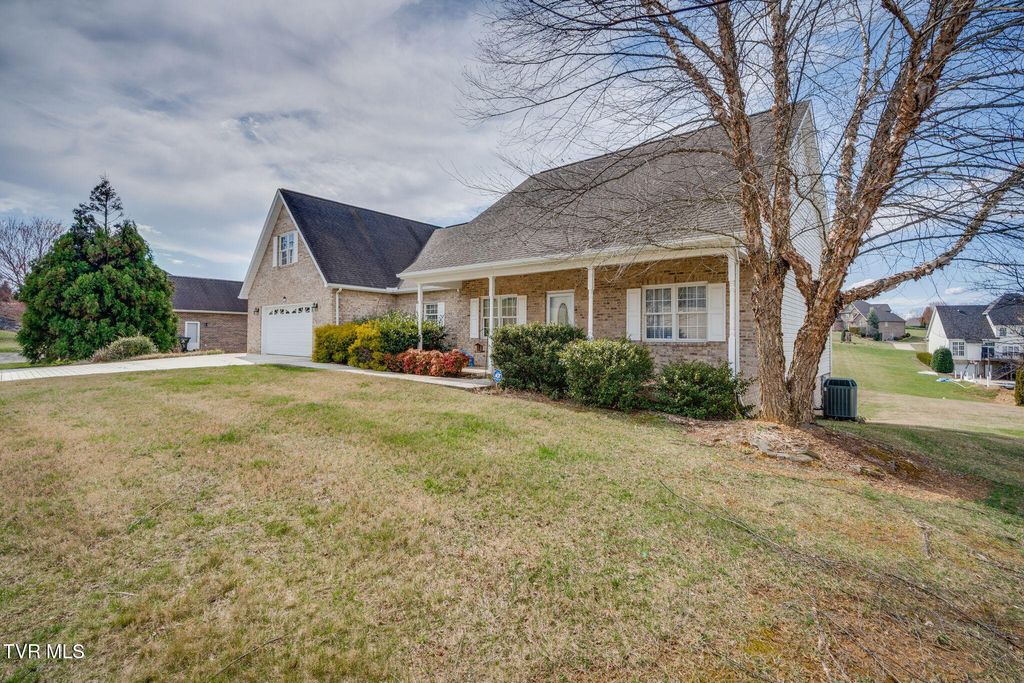 Photo of 381 Boonesboro Road, Gray, TN 37615 (MLS # 9992083)