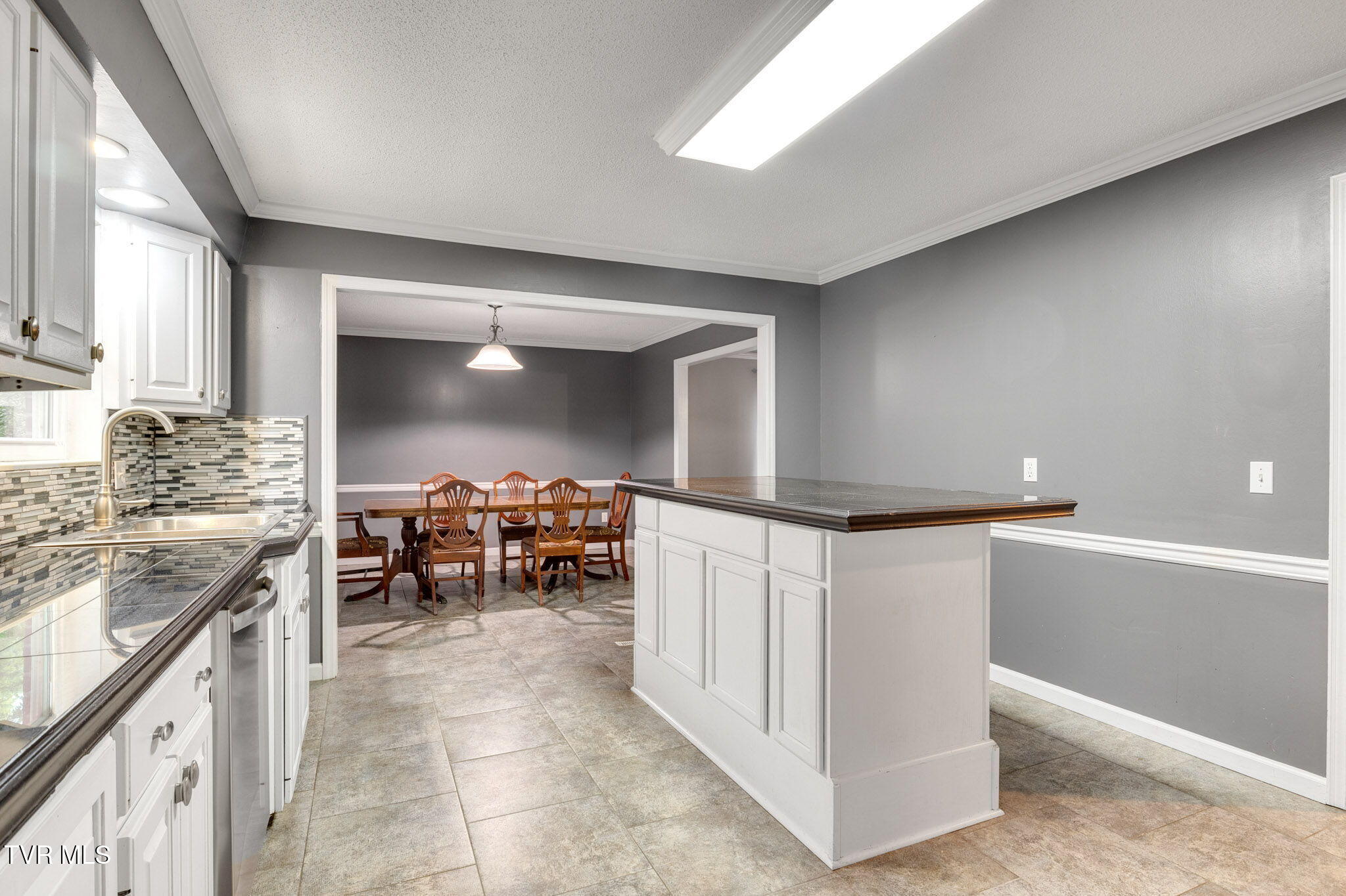 1520 Sun Valley Drive, Greeneville, Tennessee image 9