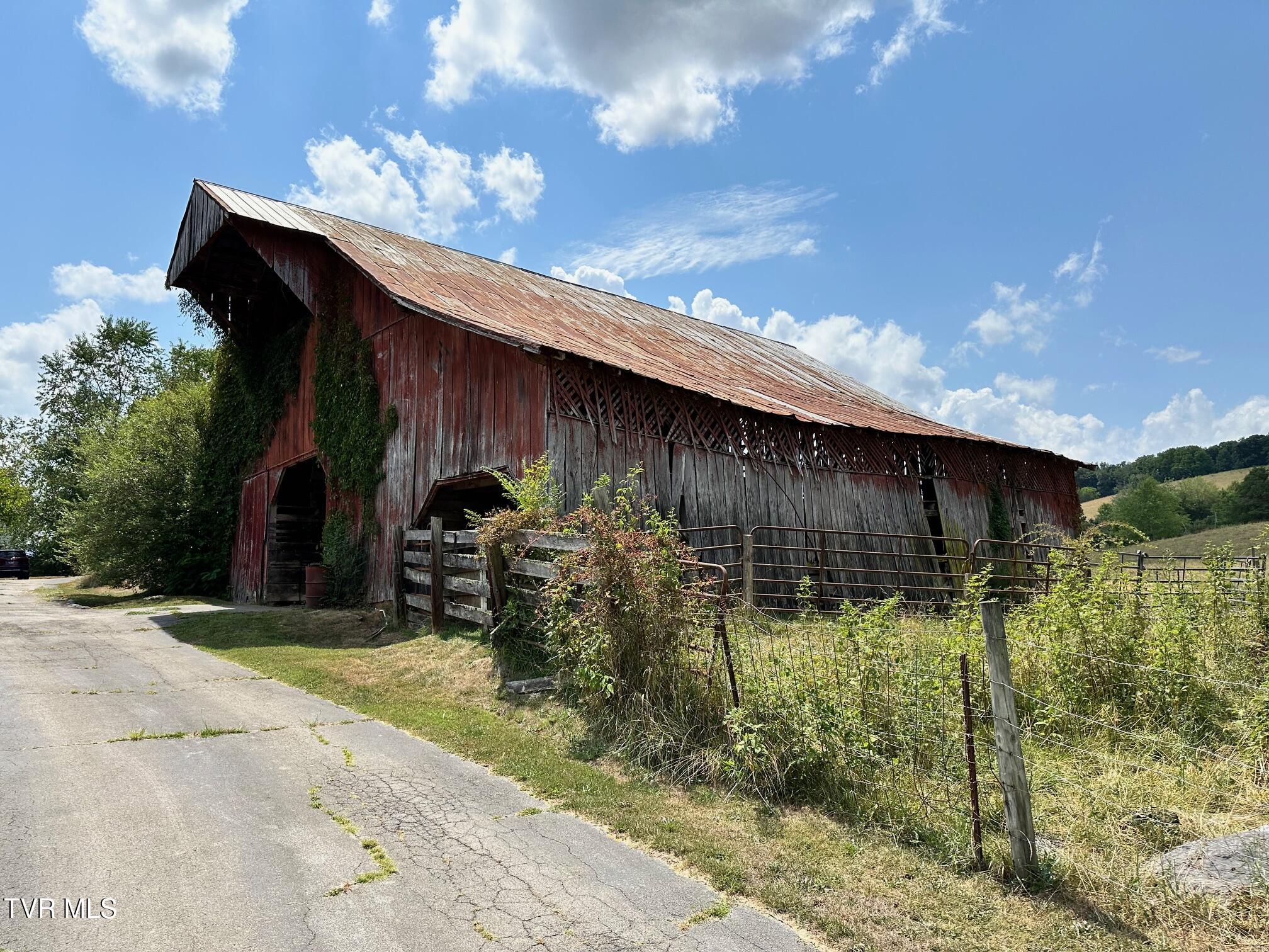 1578 Hunting Hill Road, Bluff City, Tennessee image 18