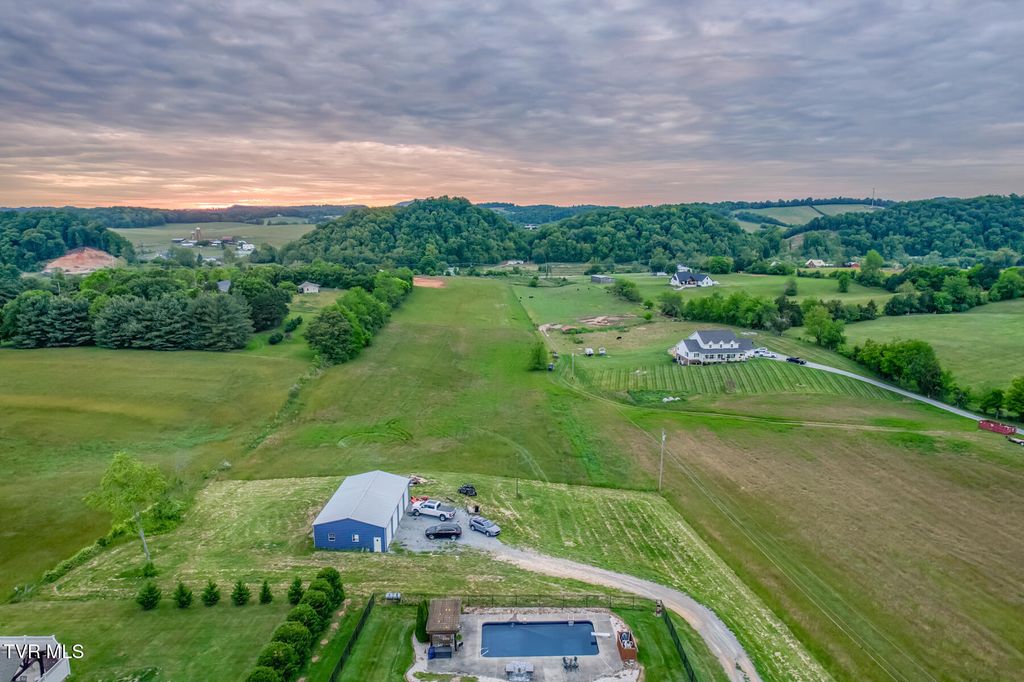 Photo of 139 Jay Armentrout Road, Jonesborough, TN 37659 (MLS # 9994771)