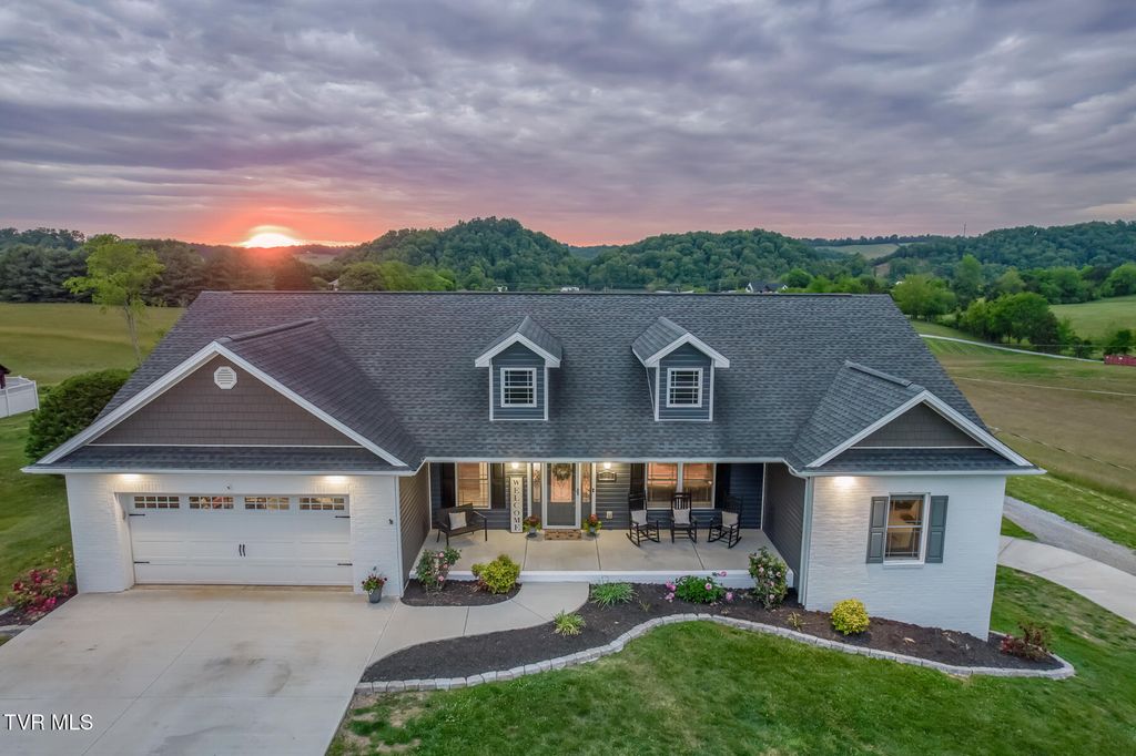 Photo of 139 Jay Armentrout Road, Jonesborough, TN 37659 (MLS # 9994771)
