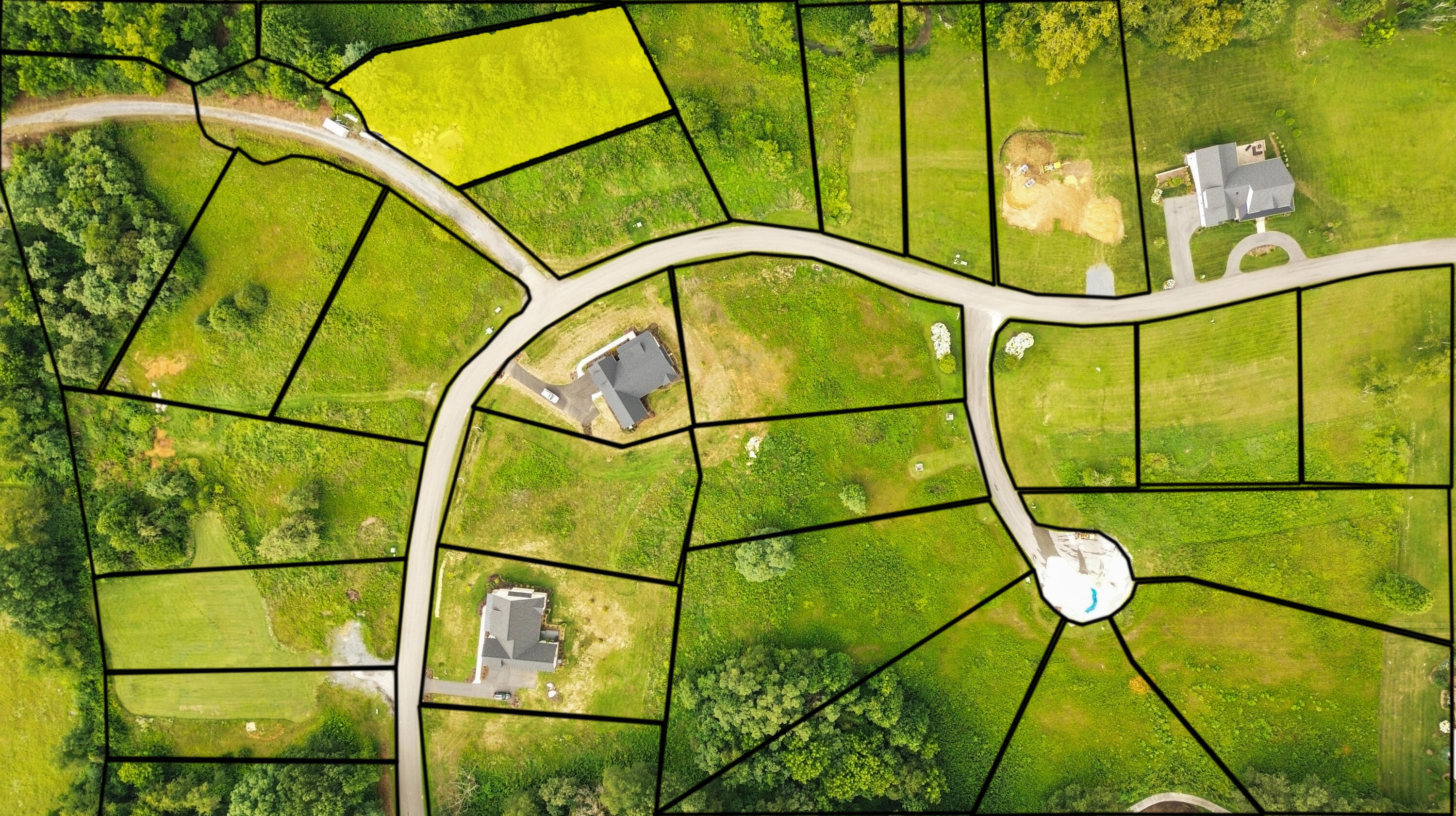 Tbd Creekside Court #LOT 215, Bristol, Virginia image 2