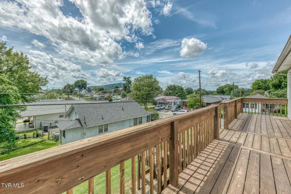 Photo of 1300 Holyoke Street, Kingsport, TN 37664 (MLS # 9999844)
