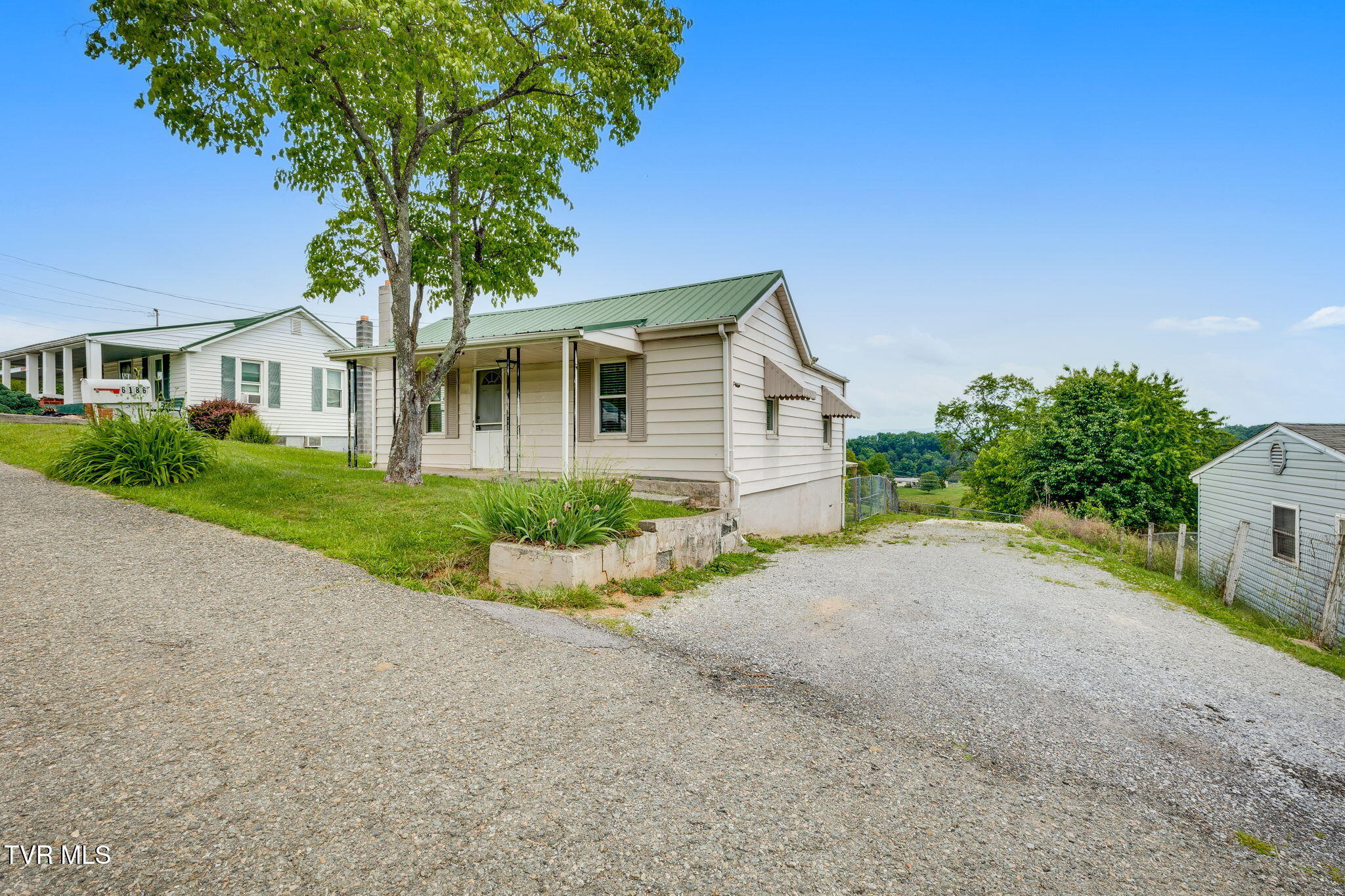 6186 Penn Road, Bristol, Virginia image 4